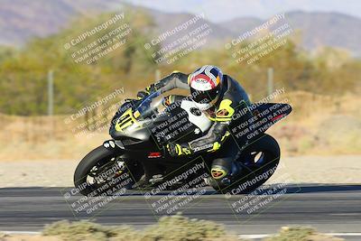 media/Dec-07-2024-CVMA (Sat) [[21c5f1ef85]]/Race 11-Amateur Supersport Open/